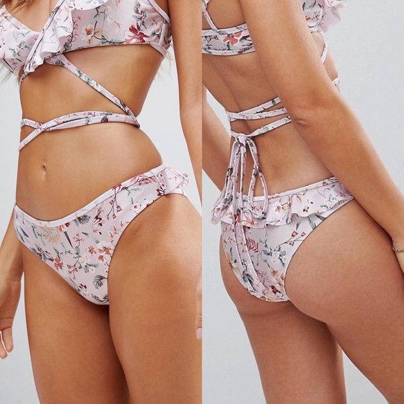 MINKPINK Other - REVOLVE Minkpink Small Pink Summer Meadow Frill Floral Ruffle Bikini Bottom